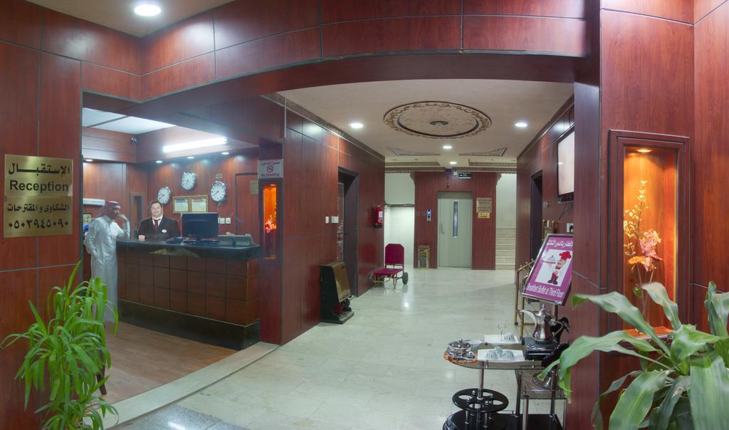 riyadh-al-farhan-hotel-suites-al-salam-photo-7